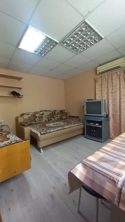 Уютный домик с местом для велосипеда