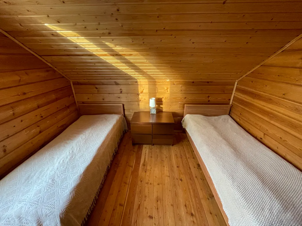 Коттедж на компанию