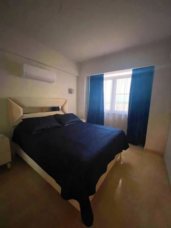 Квартира на Средиземном море с бассейном и горками