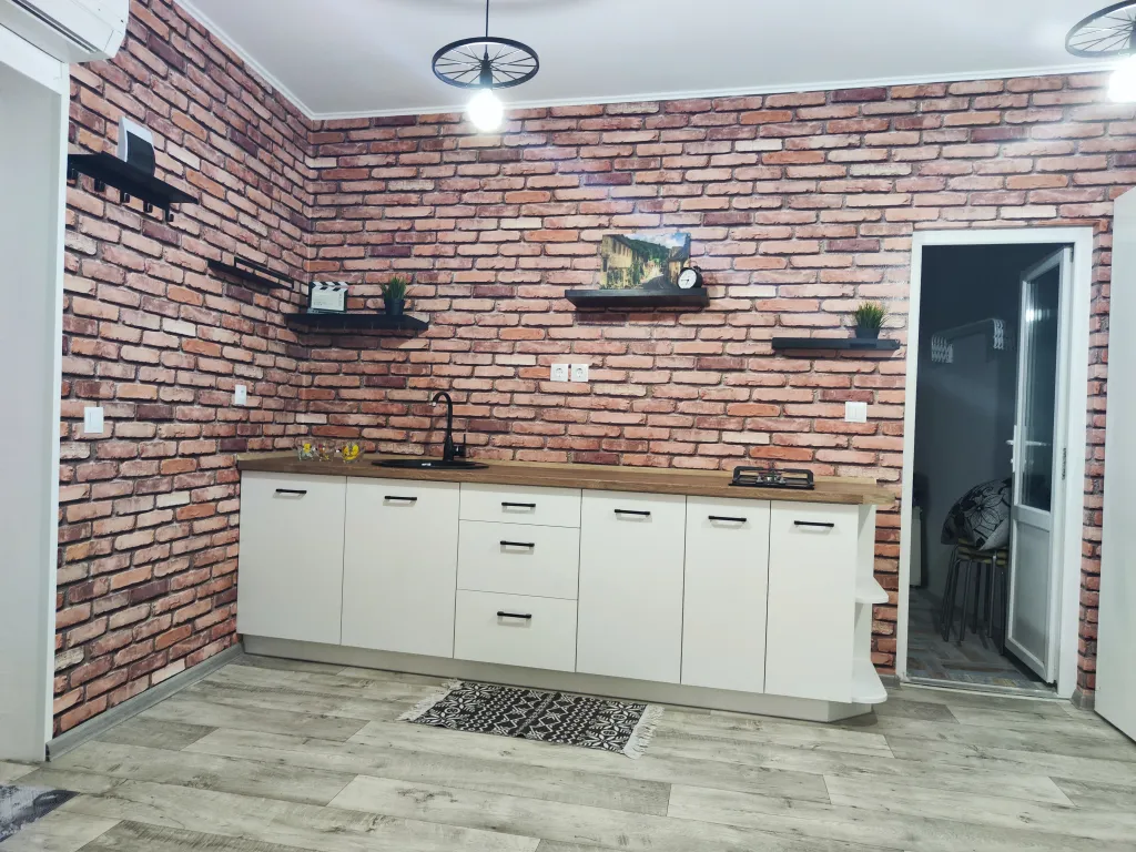 Коттедж Домик на земле с пандусом — Евпатория