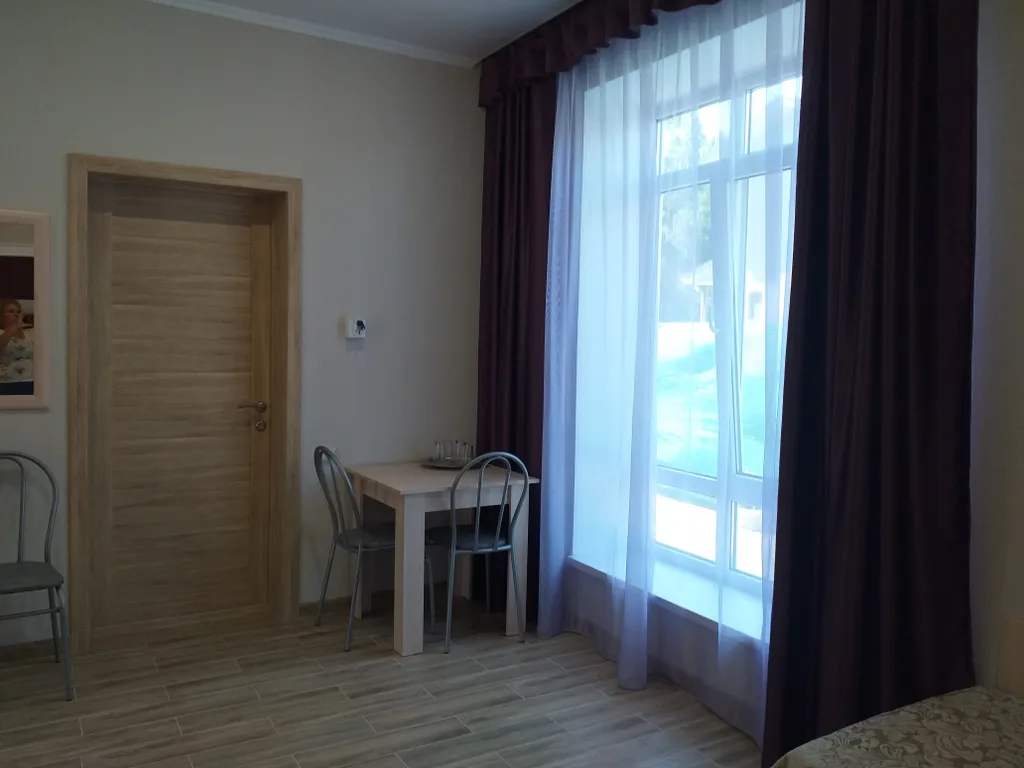 Квартира Комната с видом на сад — Кучугуры