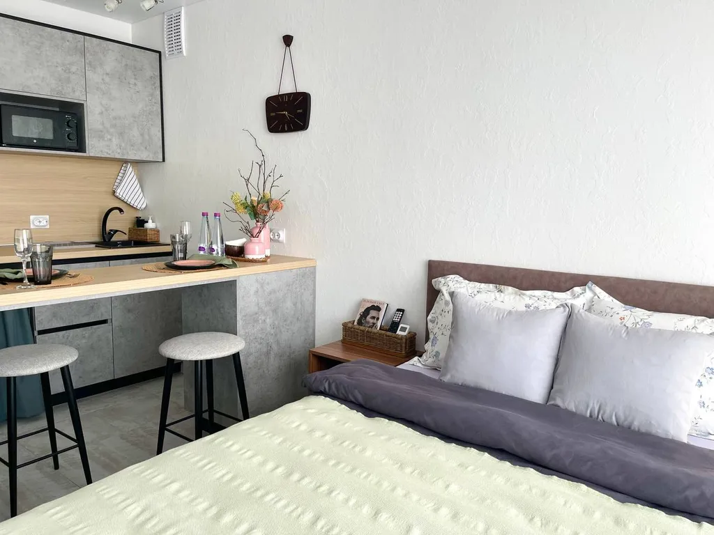 Стильная студия в центре города рядом с областной больницей