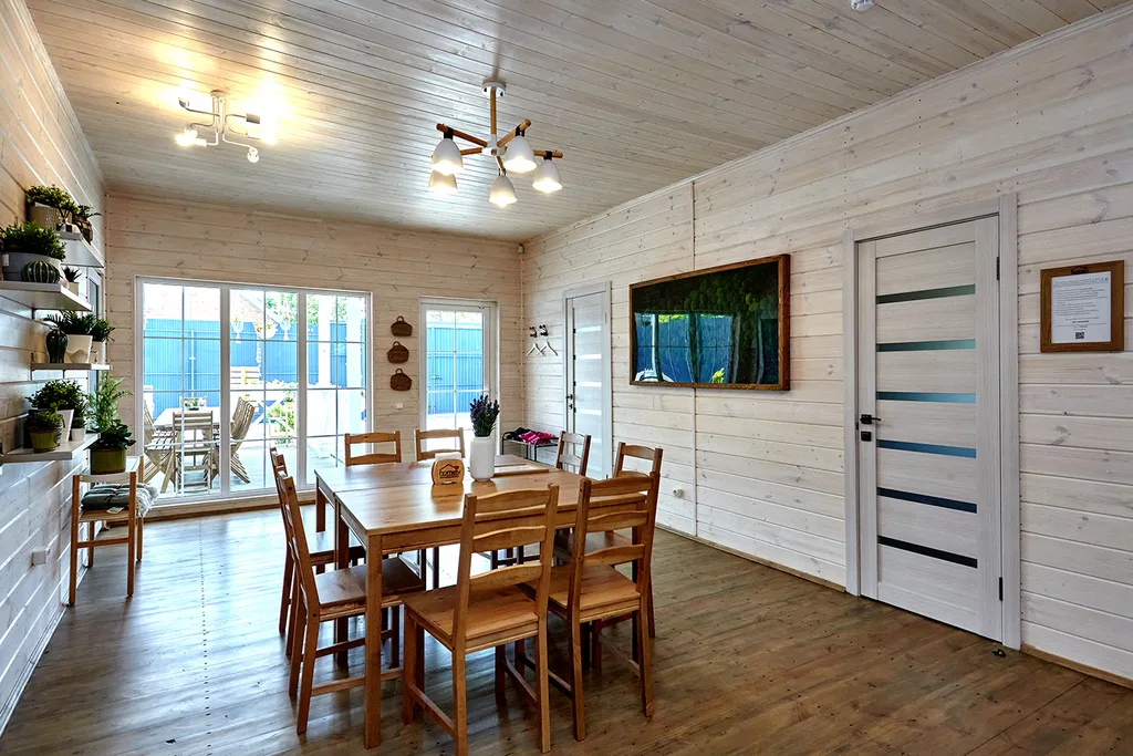 Уютный загородный дом с баней на дровах и теплым бассейном