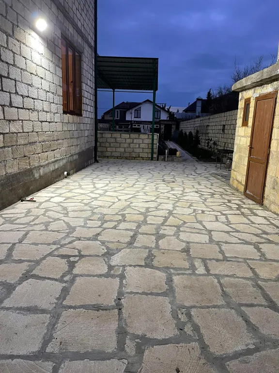 Просторная дача у моря для семейного отдыха