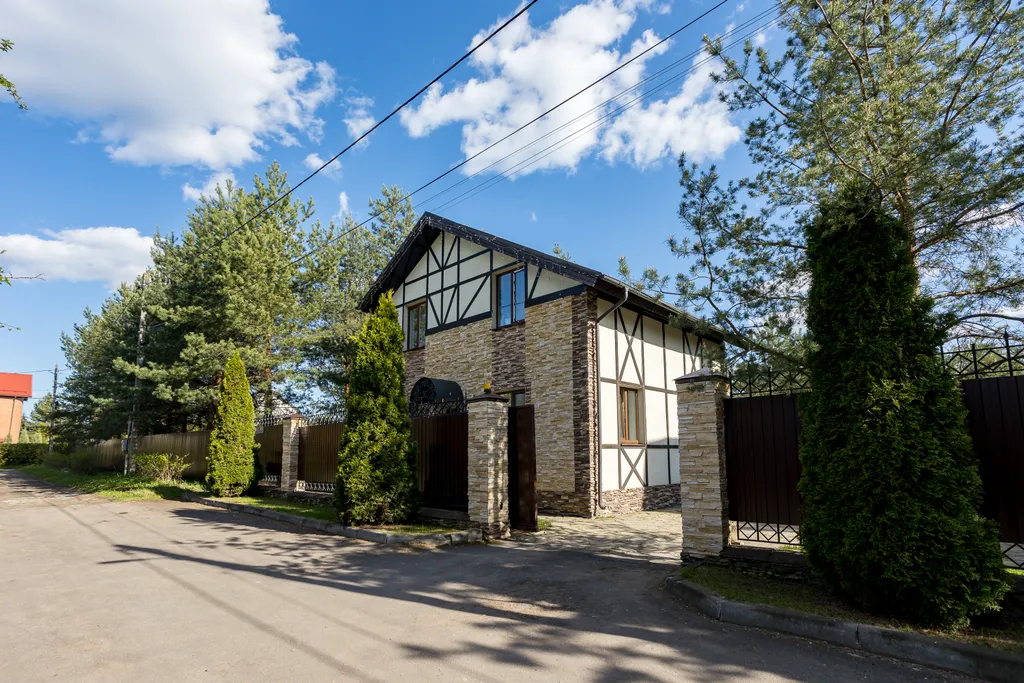 Коттедж Гостевой Коттедж в резиденции Еремино 2 — Ерёмино-2