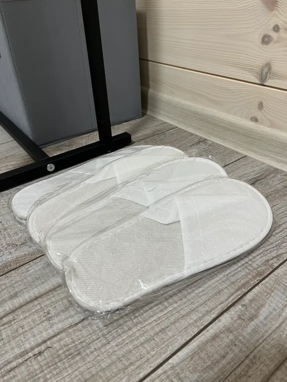 Афрейм с горячей купелью и бассейном