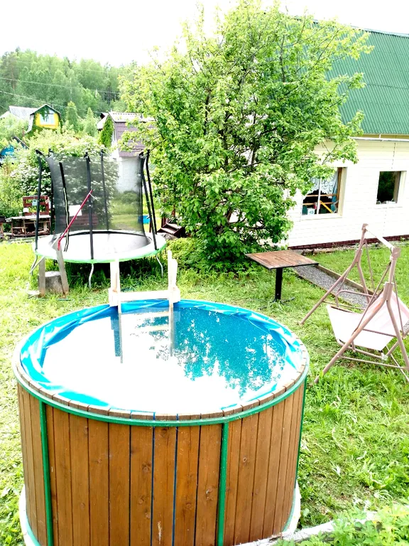 Домик у леса