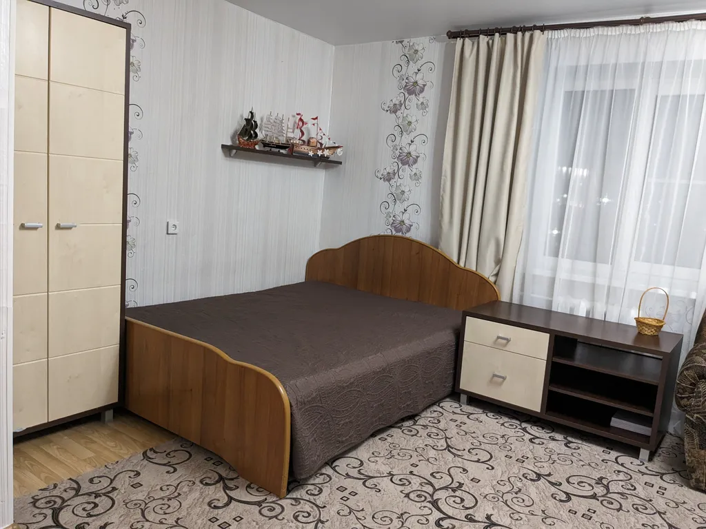 Однокомнатная квартира — аренда посуточно в Великий Новгород