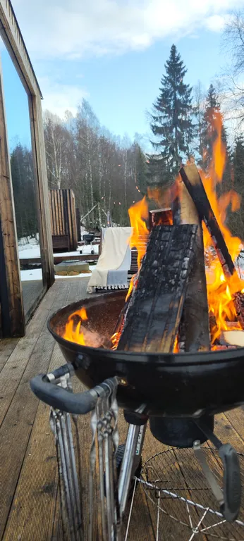 Экоотель - панорамные окна, уют и тишина, рядом с Игорой