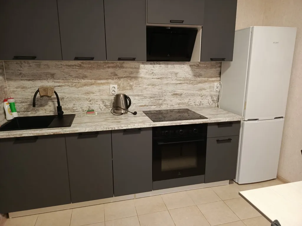 Квартира Квартира Отличная евротрешка у парка Галицкого — Краснодар