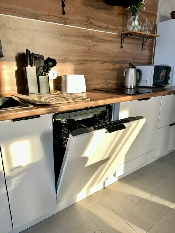 Шикарный дом у реки