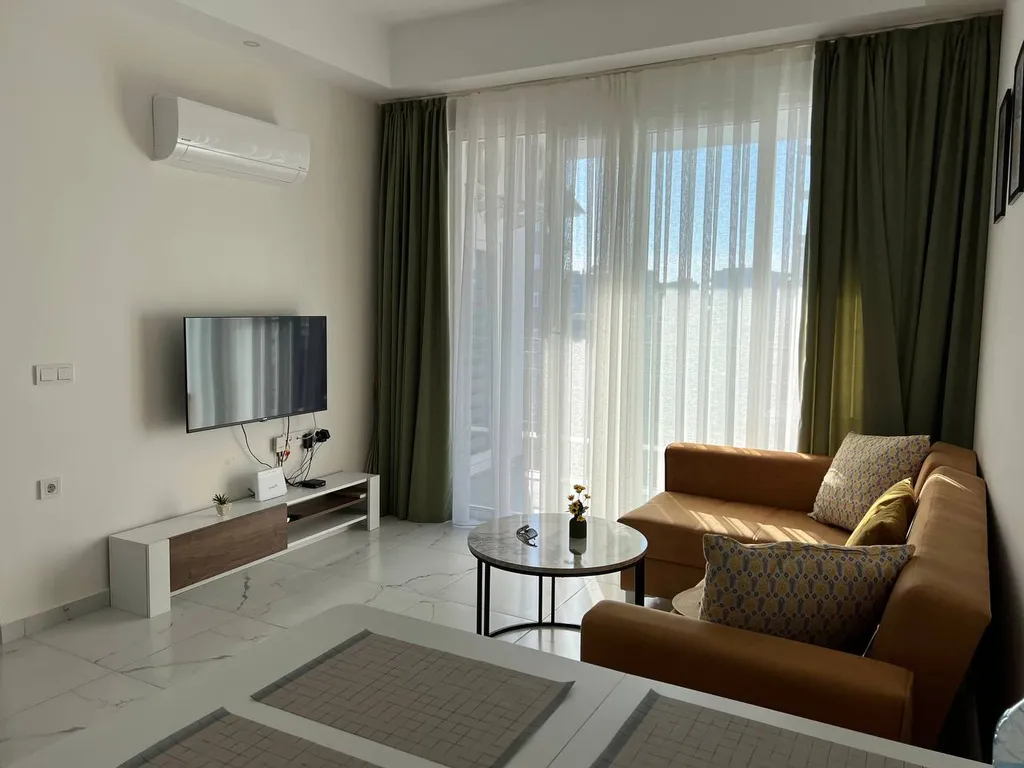 Теплые, солнечные апартаменты