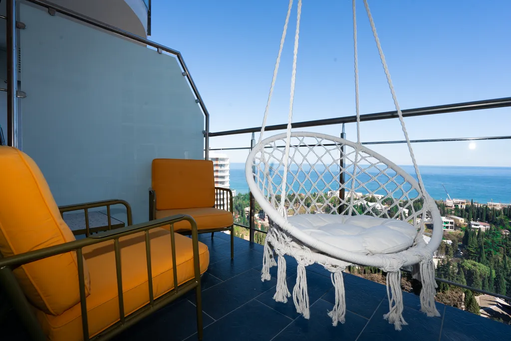 Дизайнерская студия ls-in the moment с видом на море с 11 этажа