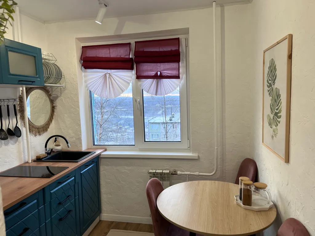 Стильная квартира после ремонта с потрясающим видом Stayinnkirovsk