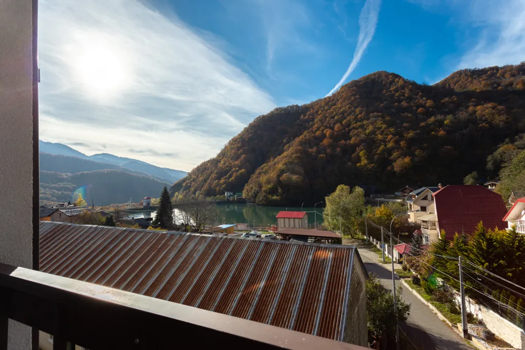 Уютная студия с видом на горы