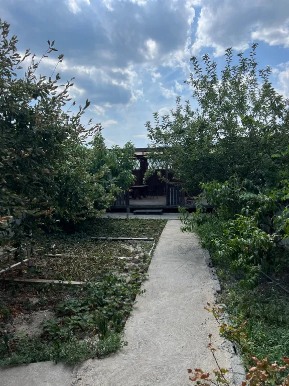 Уютный таунхаус с беседкой