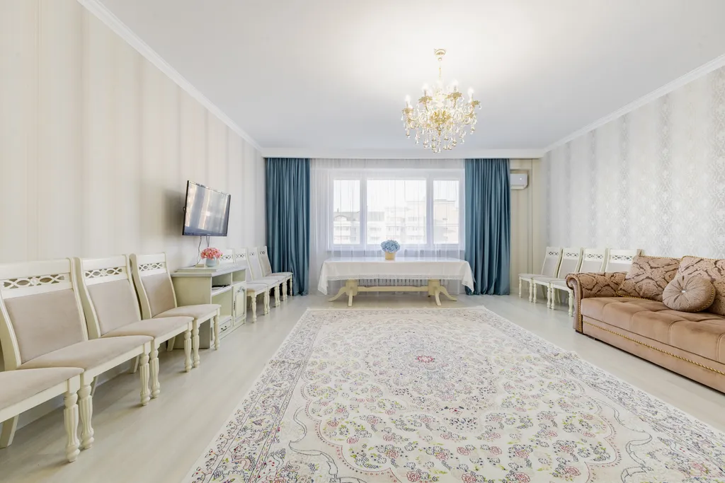 3-х комнатная квартира в самом центре столицы с видом на Байтерек