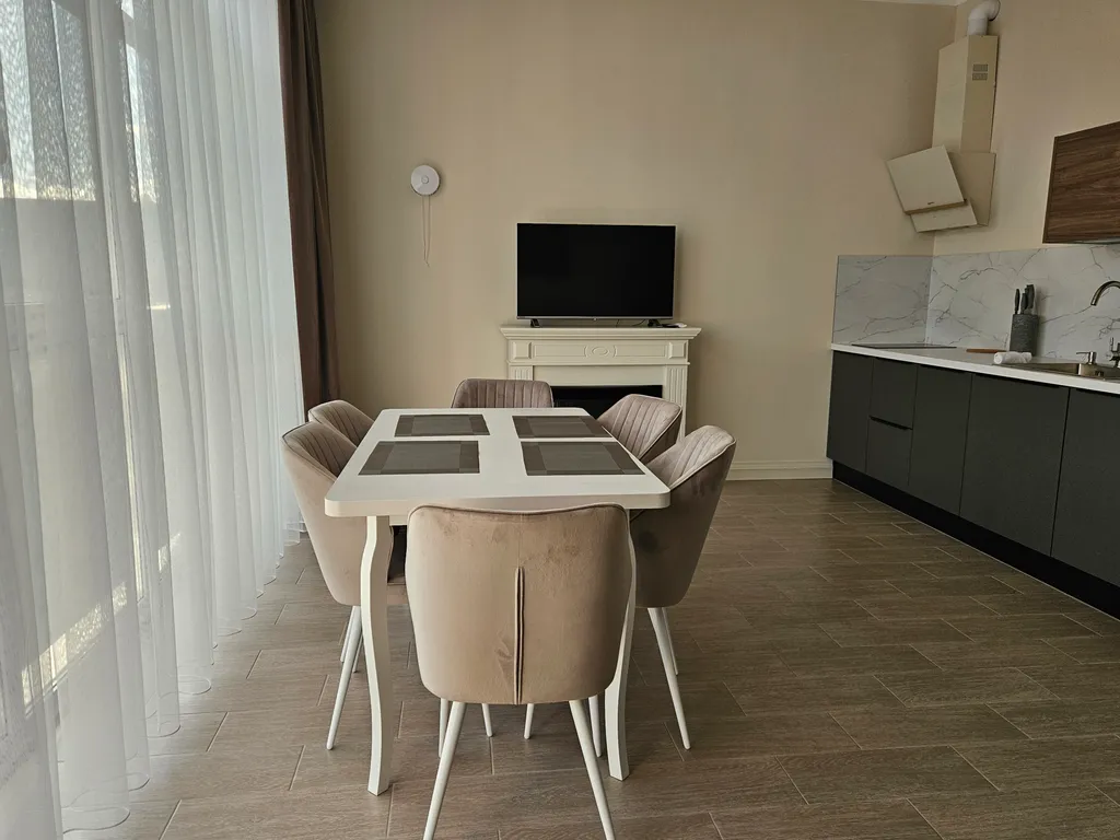 Апартаменты в  отеле Атлас