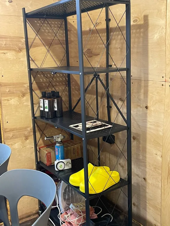 Дом у ручья