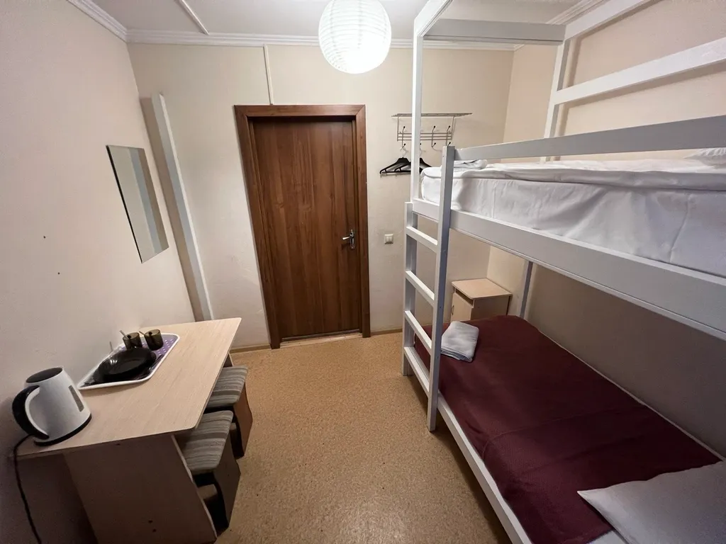 Мини отель, №9