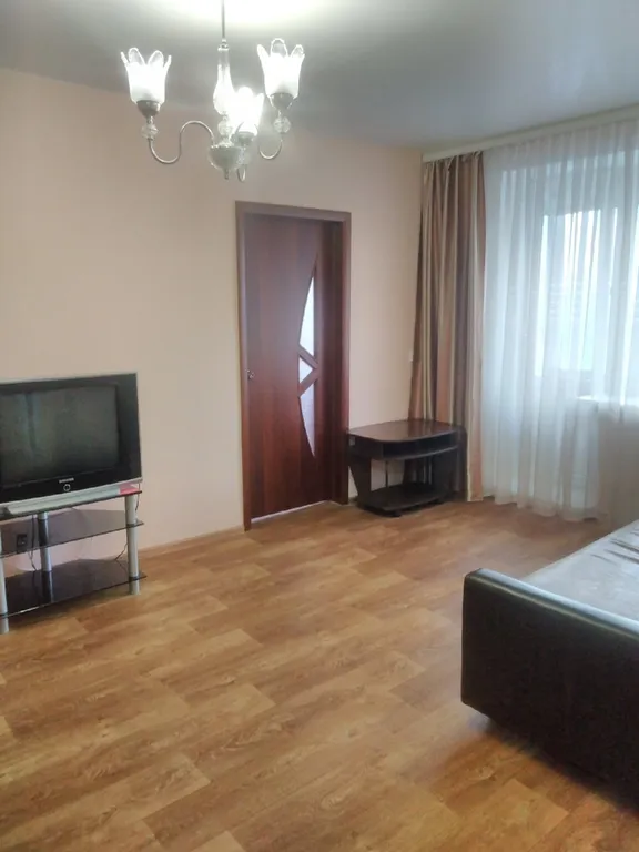 Квартира двухкомнатная район вокзала!!!