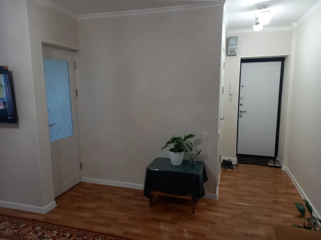 Чистая и уютная квартира в центре Бишкека рядом выход в парк