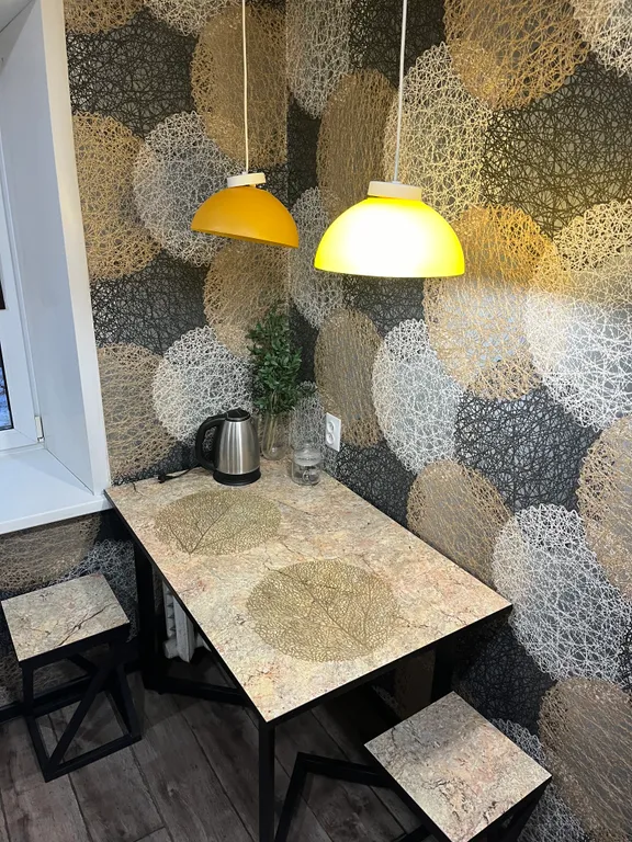 Уютная гавань у стен аквариума