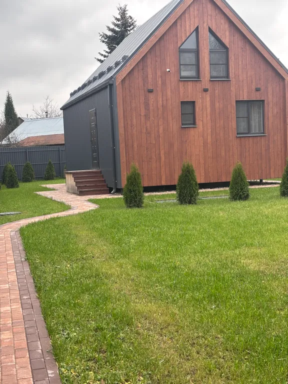 Стильный уютный дом на Сенеже