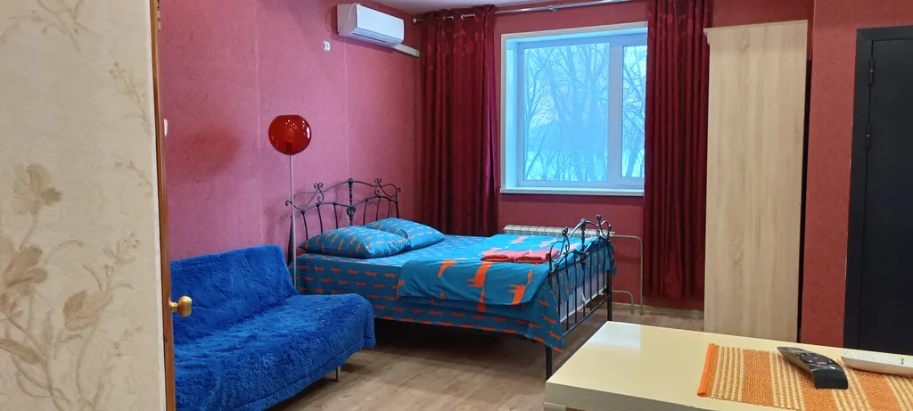 Квартира студия с отдельным входом на берегу реки — аренда посуточно в Тольятти