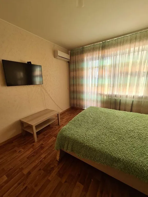 2 комнатная район обелиска