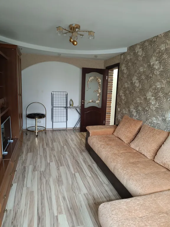 Уютная двухкомнатная квартира в тихом месте