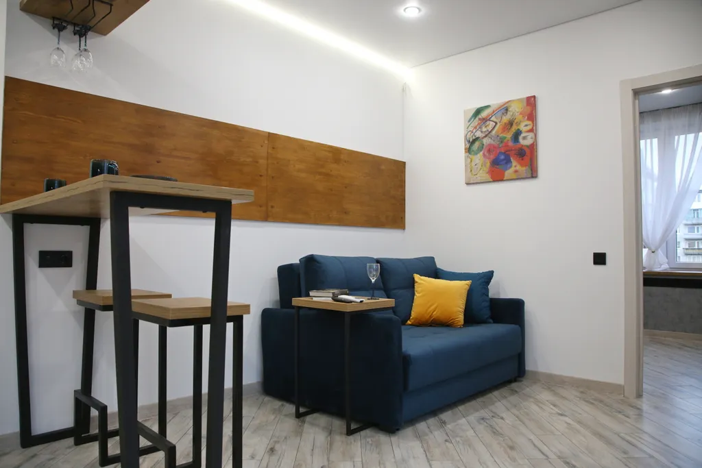 Стильные апартаменты "Кандинский" в центре города у моря