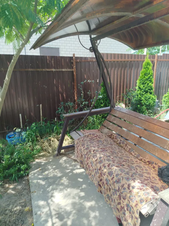 Дом с бассейном