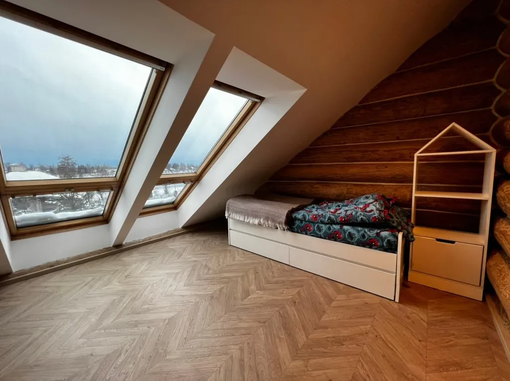 Аренда дома на Неве в 30 минутах от Петербурга в Песках