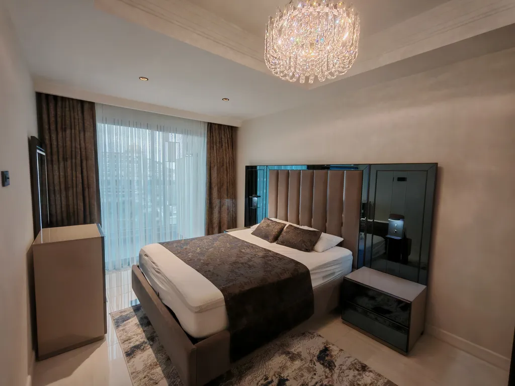 Квартира в Azura World c видом на бассейн и аквапарком