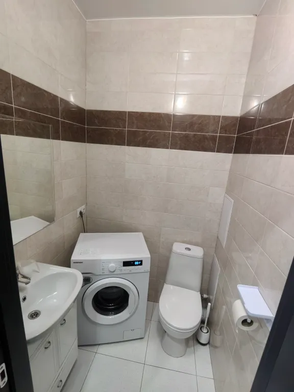 3 комнатная квартира на Обороне на 20-м этаже