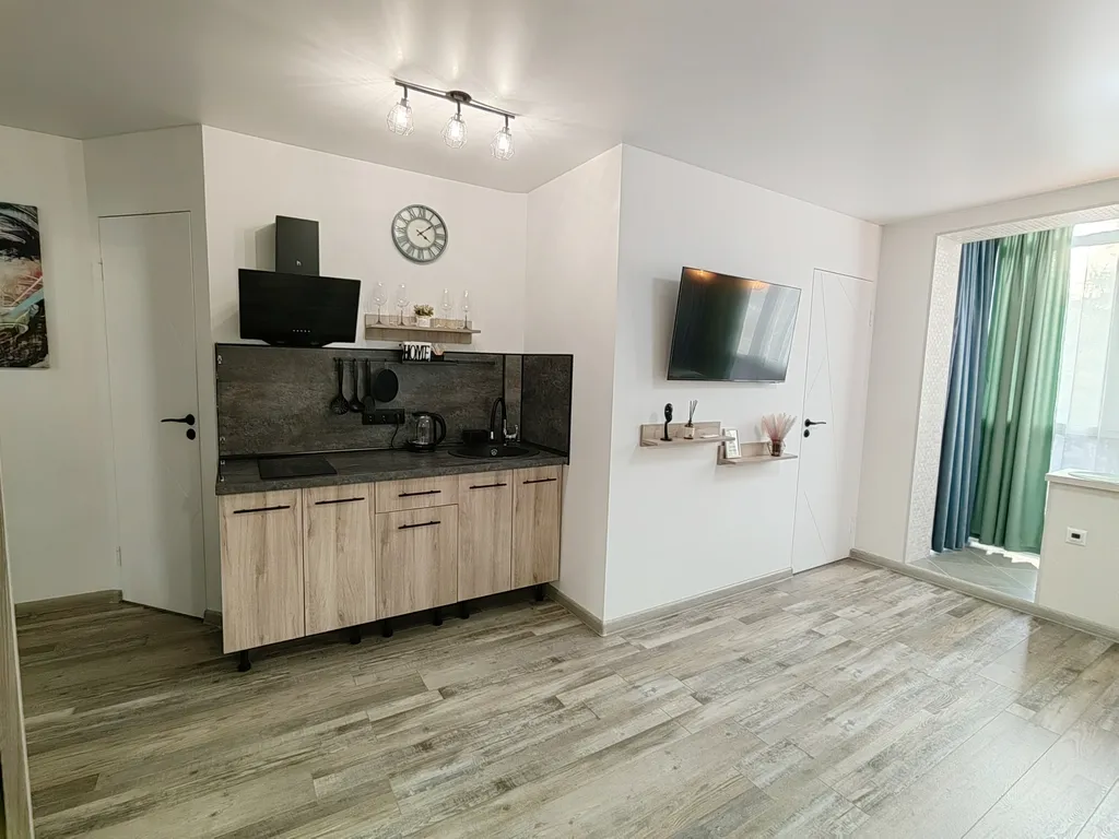 Современная двухкомнатная студия на Микрорайоне