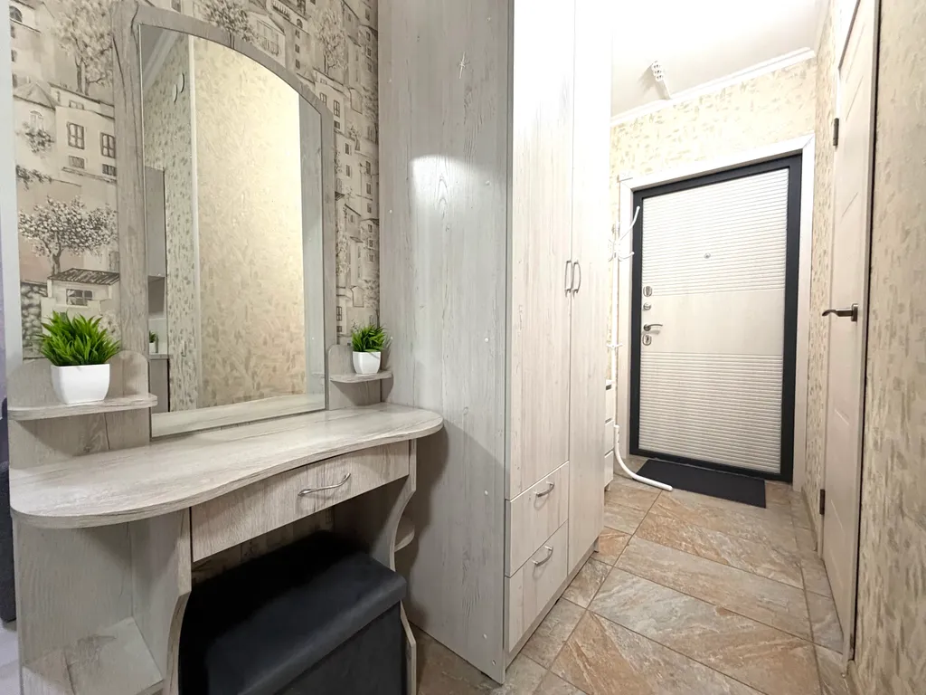 Квартира возле аэропорта в новом доме