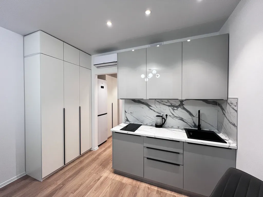 Квартира Квартира Студия с видом, 15 этаж, ЖК Юнино, 150 м до магазина, ж/д рядом — Москва