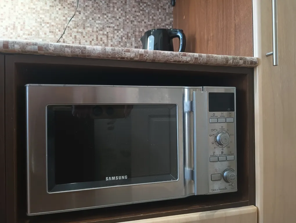 Квартира возле штаба округа и ТЦ Счастье