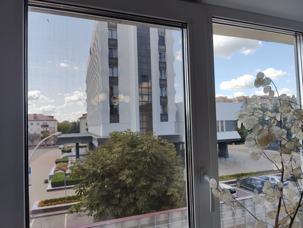 2-комнатная с видом на площадь Ленина