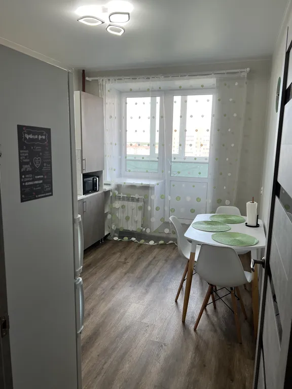 Уютная квартира с горячей водой круглый год и отоплением