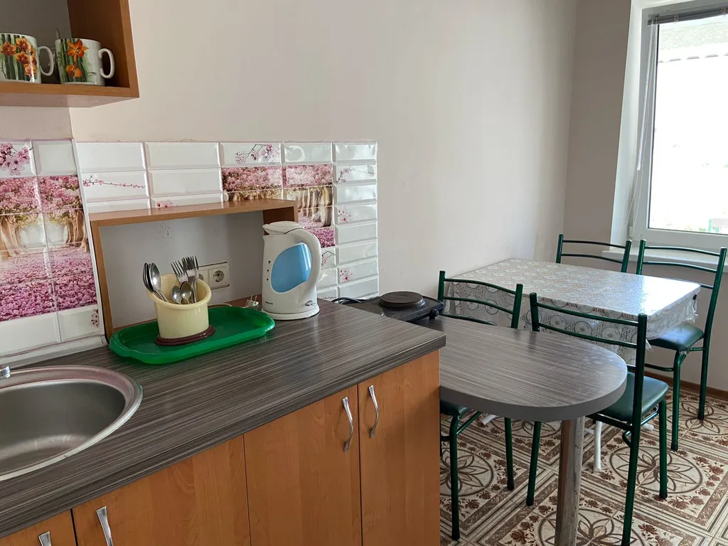 Люкс до 4-х человек 1-2 этажи