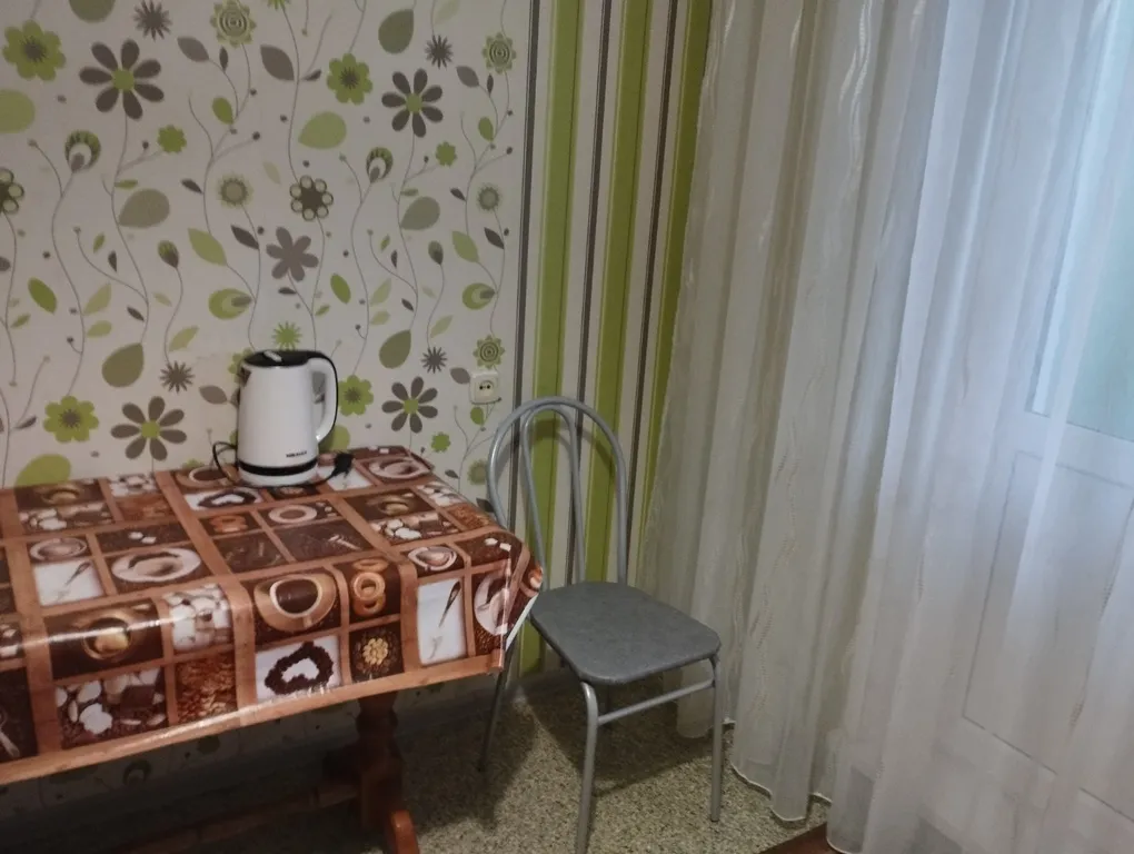 Уютная 1-комнатная квартира в спальном районе, недалеко от центра