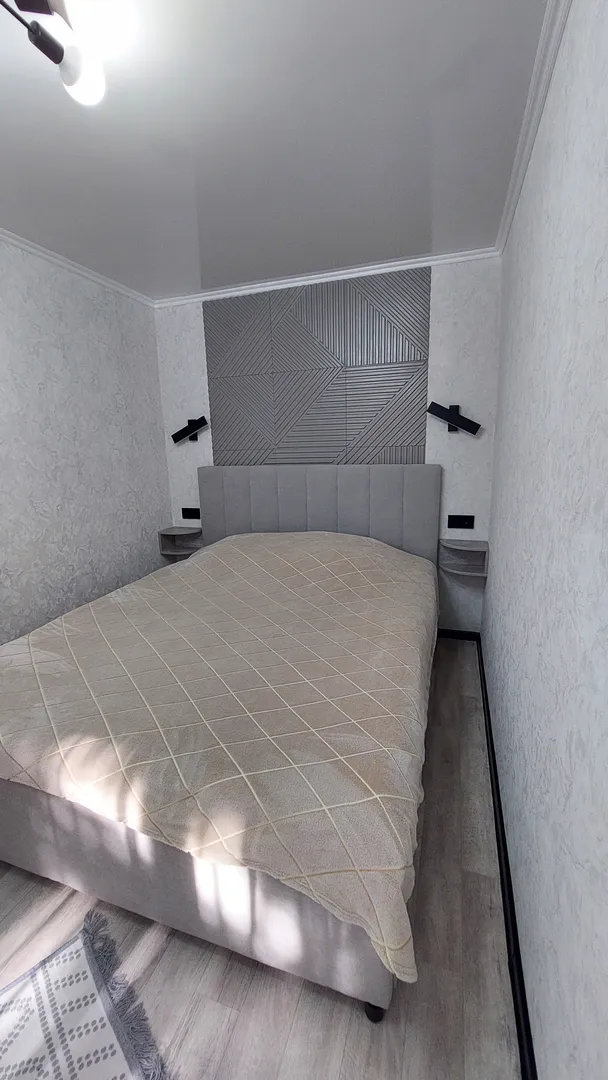 Спальня. Кровать king size 