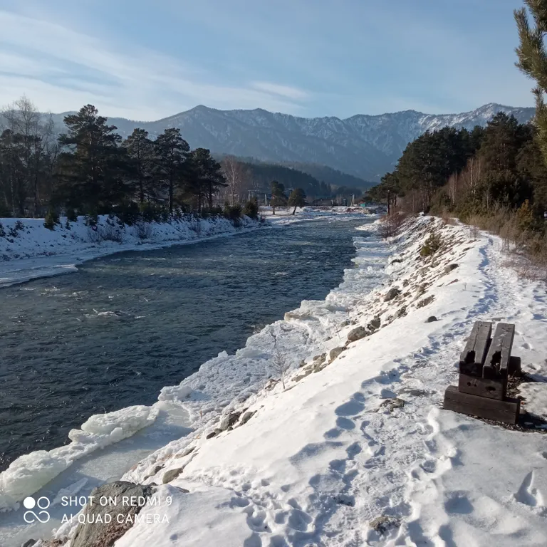 Дом на берегу Чемалки