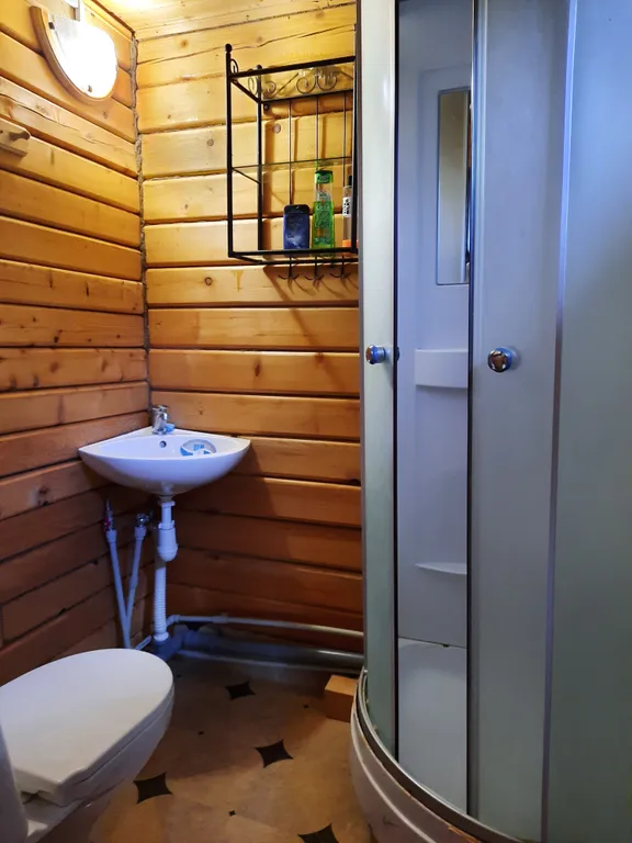 Стильный и просторный дом атмосфера в стиле лофт с баней, бассейном