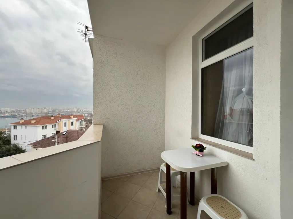 1 к.кв пляж 10 мин рядом Парк Победы Херсонес не берем плату за уборку