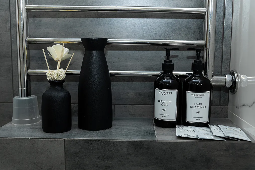 Студия в новом доме рядом с кадетским корпусом