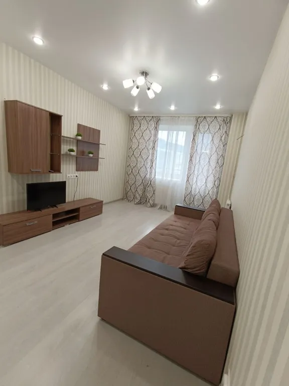 Просторная 2-комнатная квартира в 10 минутах от ЖД Вокзала